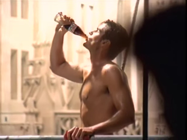 Window Washer - Coca-Cola Light advert - 1997 