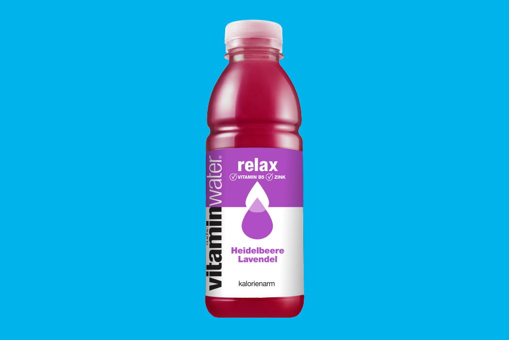 « relax » – myrtille et lavande contient 0.45 mg de vitamine B5 (7,5%*), 0,11 mg de vitamine B6 (7,5%*) et 1,2 mg de niacine (7,5%*) pour 100 ml.