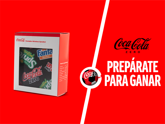 Fotografía del packaging de un parlante sobre un fondo rojo. A la derecha el logo de "Coca-Cola Zero" y debajo la frase "Prepárate para ganar"