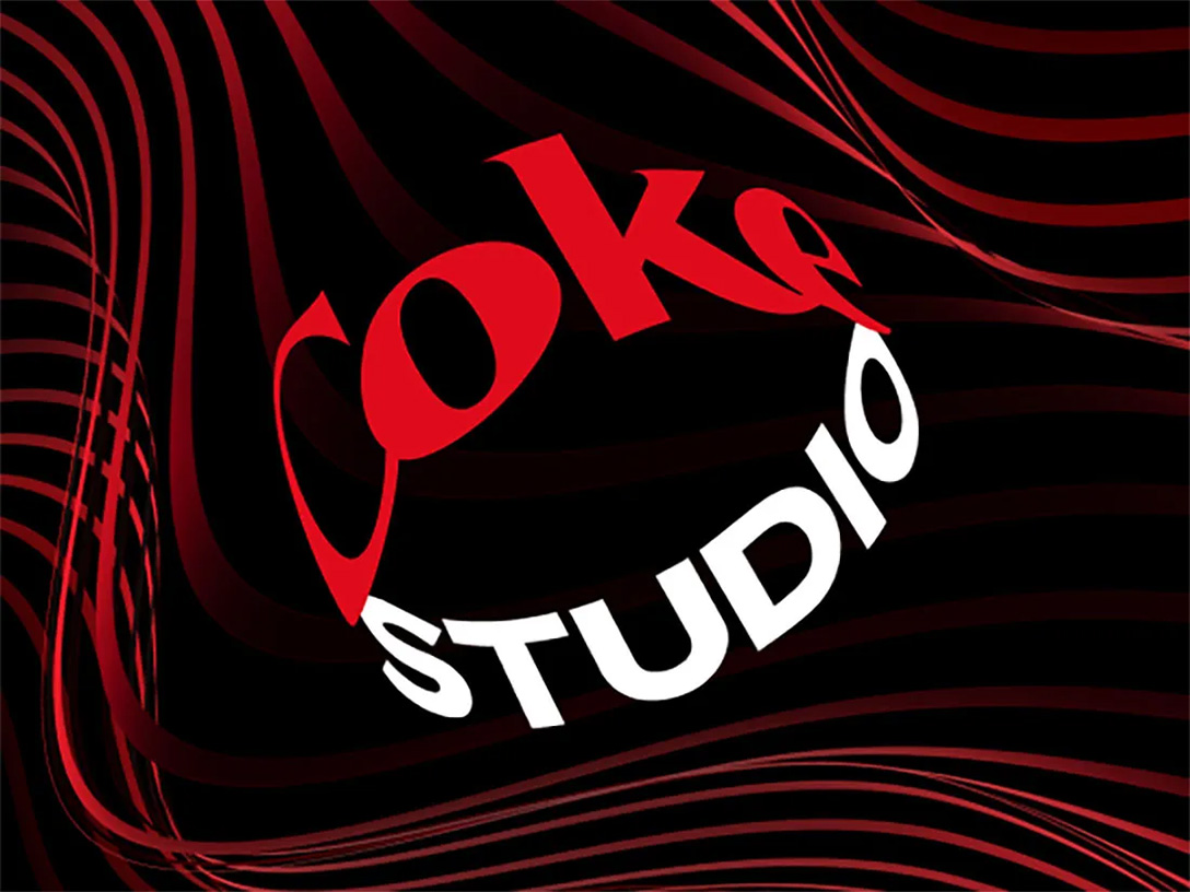 Logo de Coke Studio sobre un fondo negro con ondas rojas.