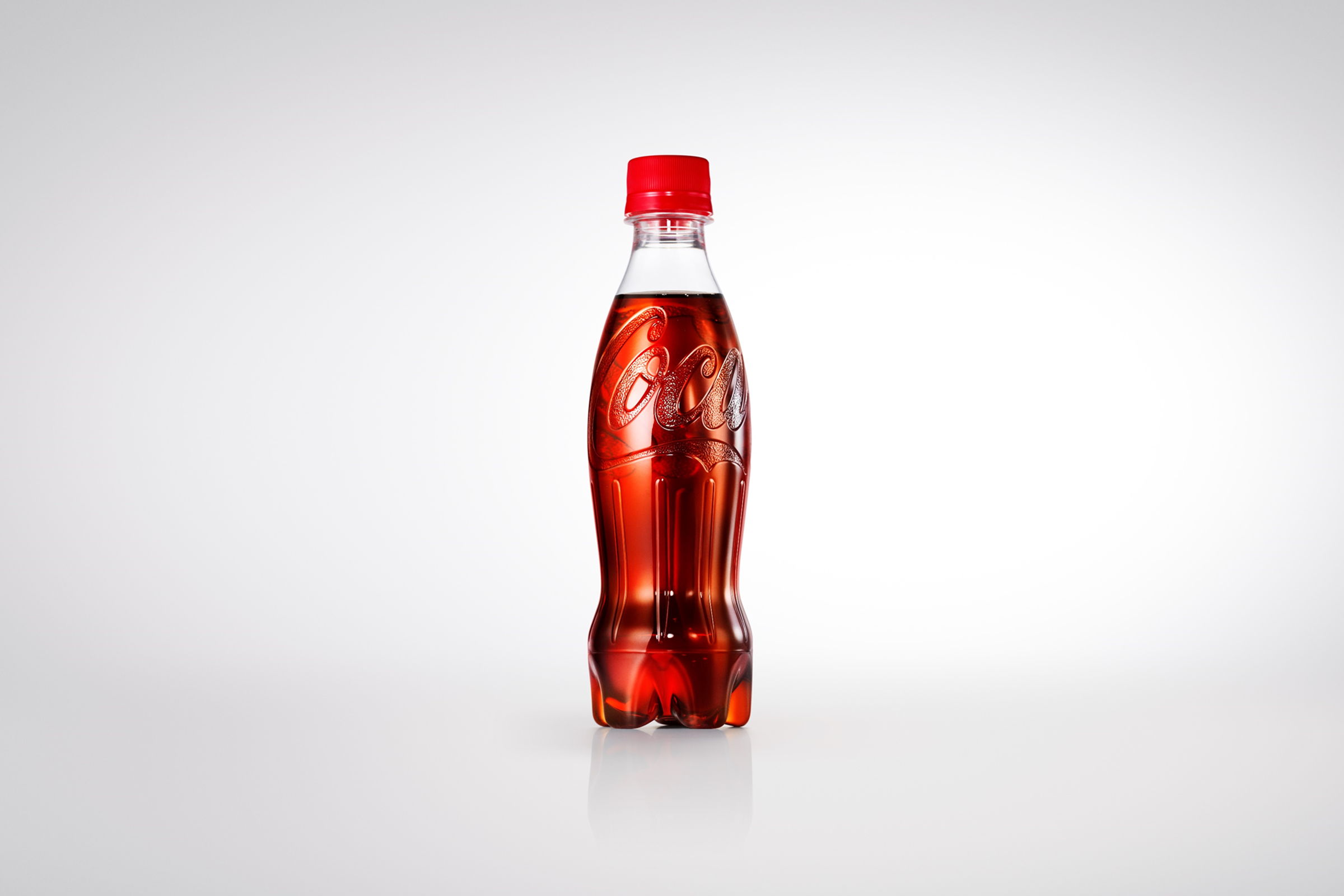 コカ・コーラ」「コカ・コーラ ゼロシュガー」 100％リサイクルPETを ...