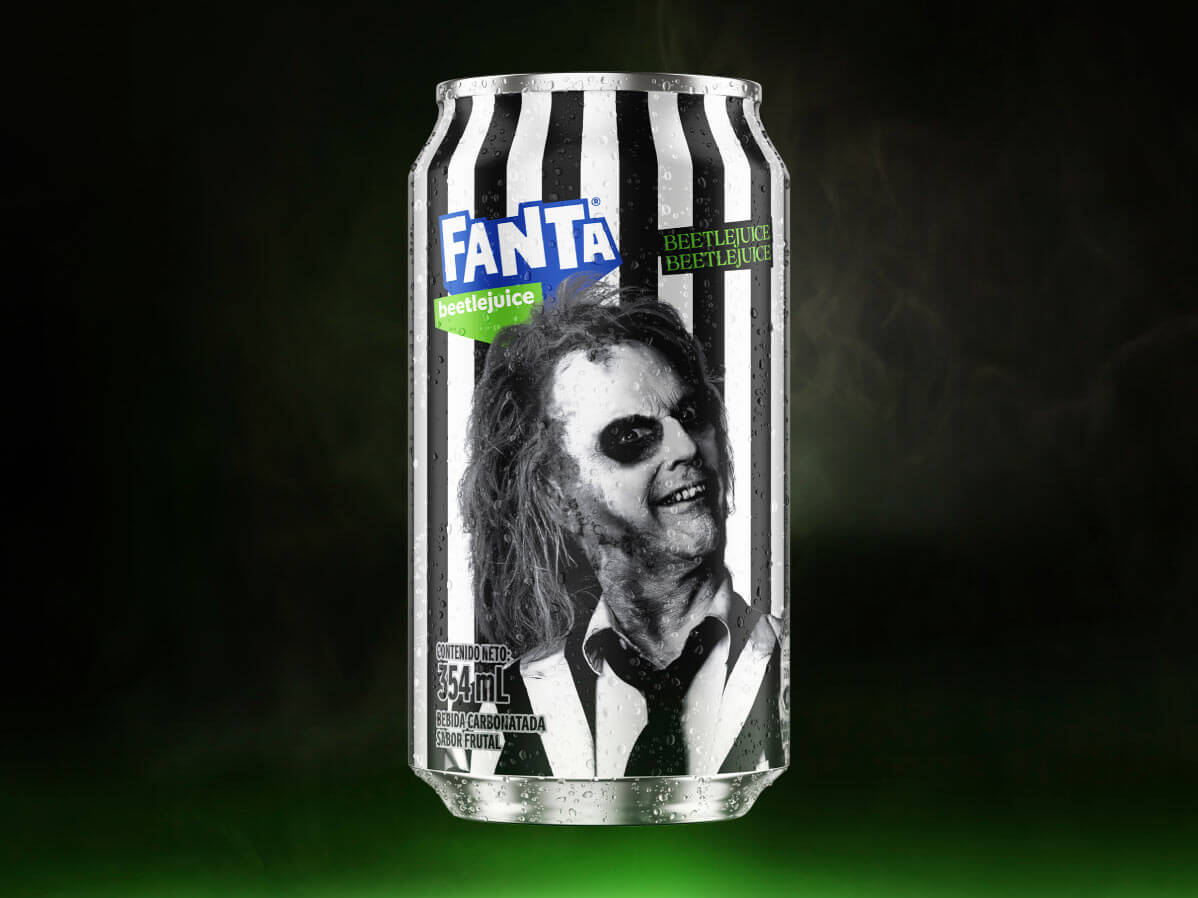 Lata de Fanta Beetlejuice sabor misterio con Beetlejuice.