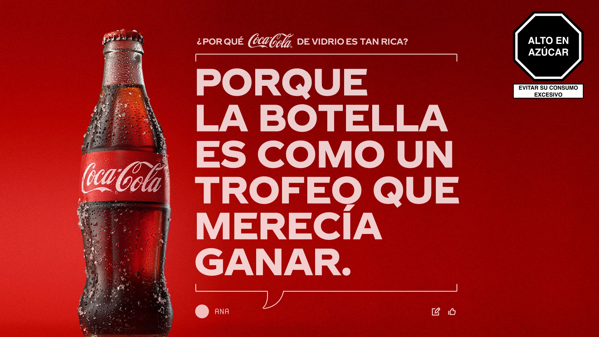 Botella de Coca-Cola de vidrio. El texto pregunta '¿Por qué Coca-Cola de vidrio es tan rica?' y propone la teoría: 'Porque la botella es como un trofeo que merecía ganar’.