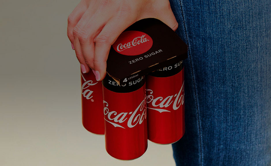 Coca-Cola Zero Sugar in a KeelClip, a paper-based clip for cans